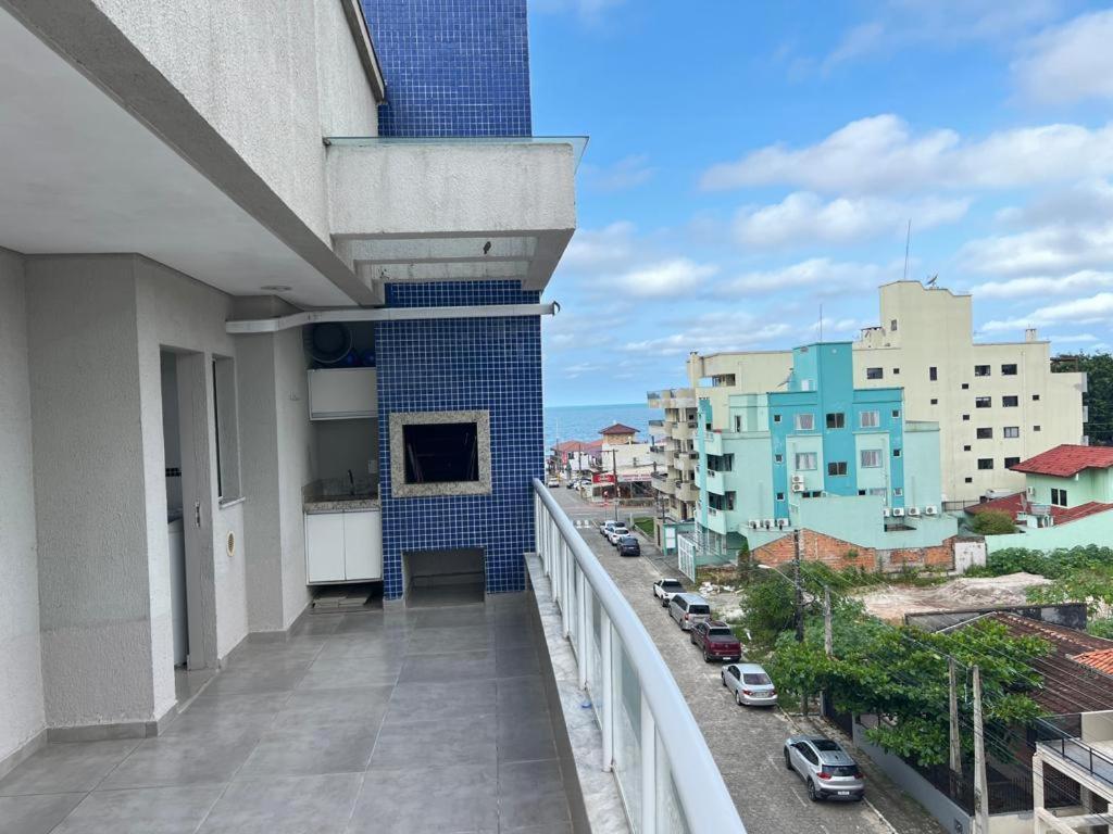 בומבינאס Ed Monaco, 150 Metros Da Praia De Bombas מראה חיצוני תמונה