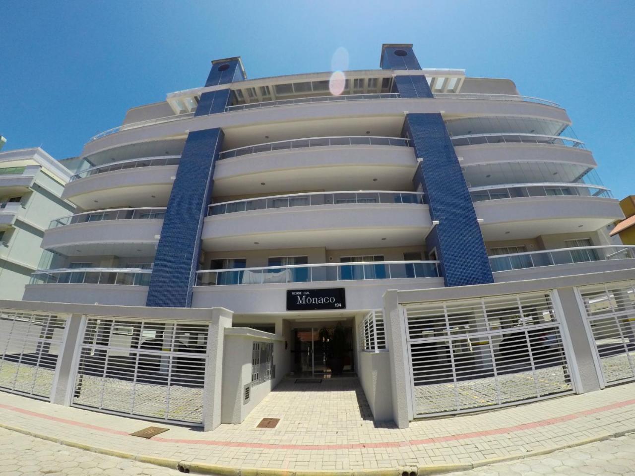 בומבינאס Ed Monaco, 150 Metros Da Praia De Bombas מראה חיצוני תמונה